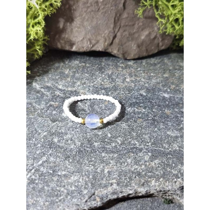 Kamień Księżycowy – subtelna poświata nocy