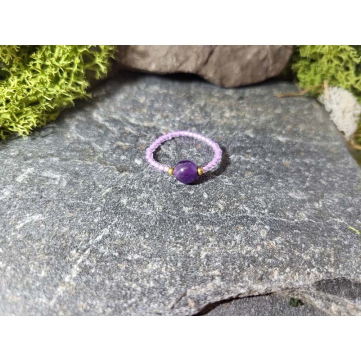 Ametyst – królewski blask fioletu