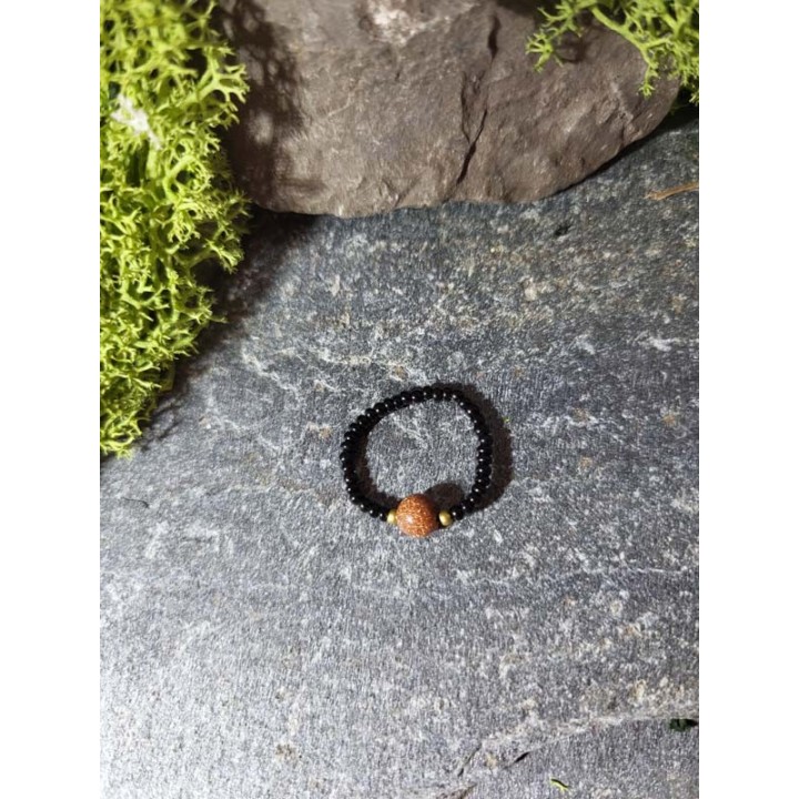 Piasek Pustyni – złoty blask natury