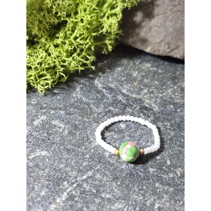 Howlit różowo-zielony – subtelna świeżość