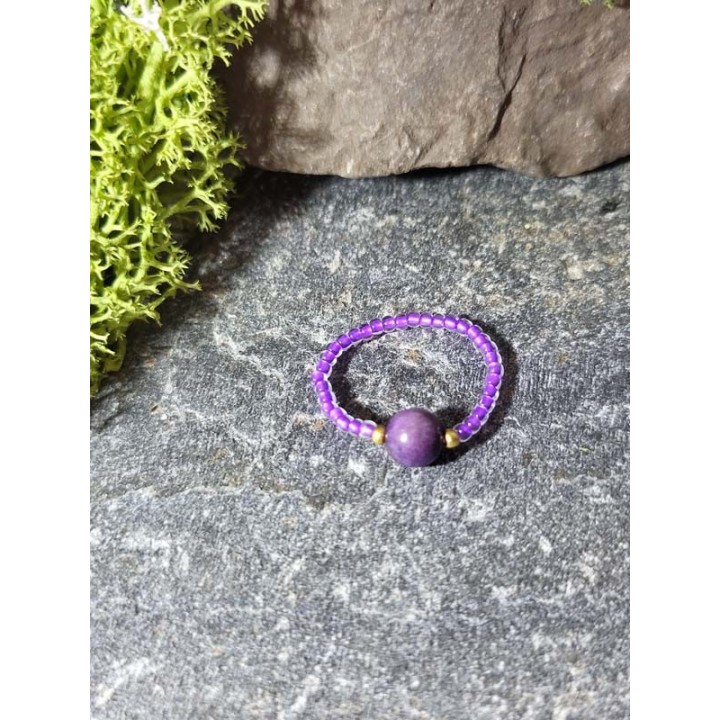 Jadeit ametystowo-żółty – szlachetna dwubarwność