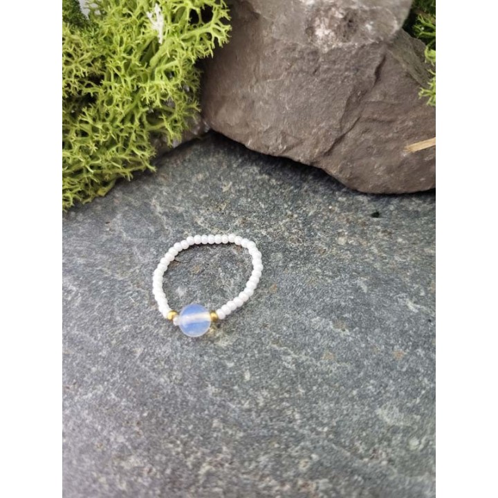 Kamień Księżycowy – blask nocnej ciszy