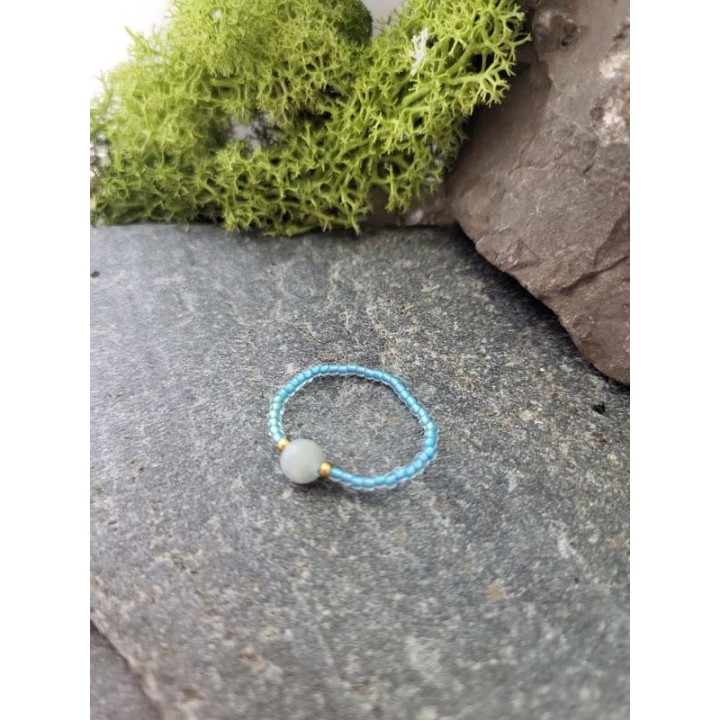 Akwamaryn – lodowy blask elegancji