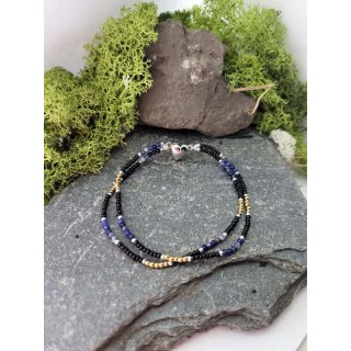 Sodalit & Hematyt miodowy – podwójna równowaga barw