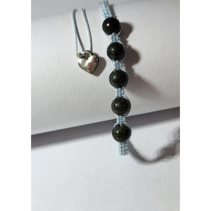 Jaspis - surowe piękno natury