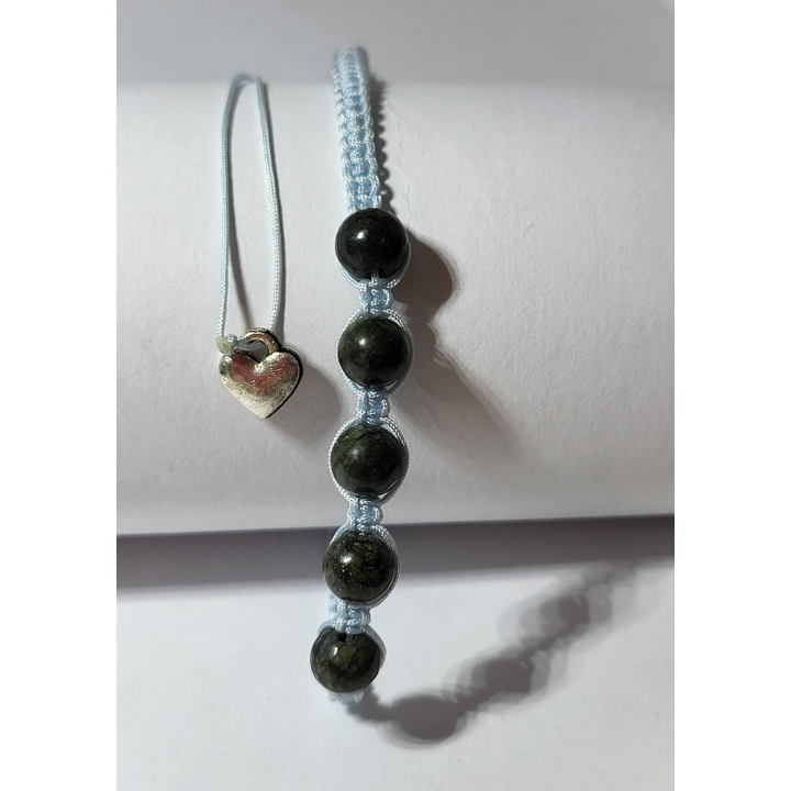 Jaspis - surowe piękno natury